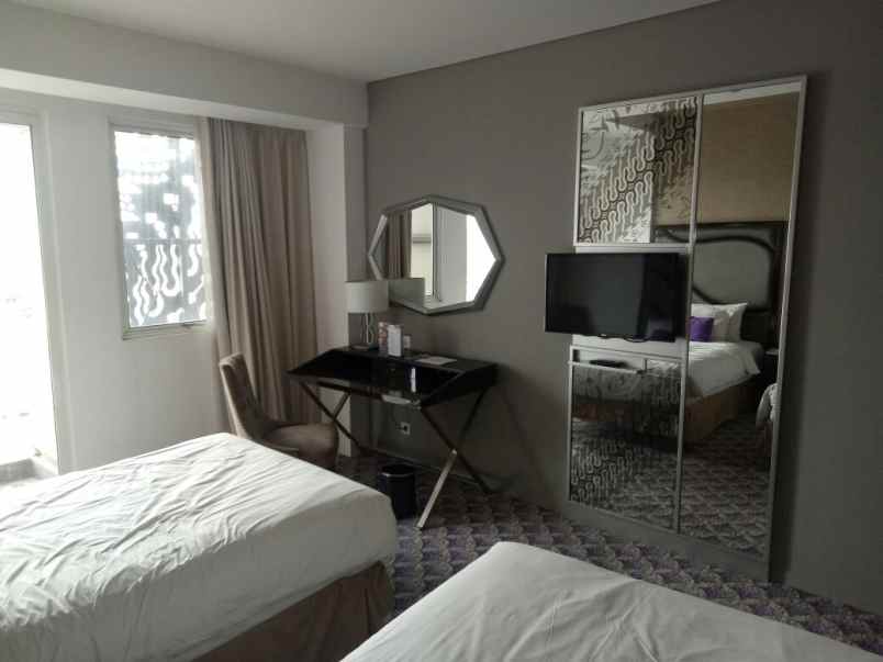 dijual hotel jl h nawi raya 1 pondok indah