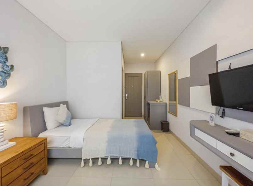 dijual hotel seminyak kec kuta kab
