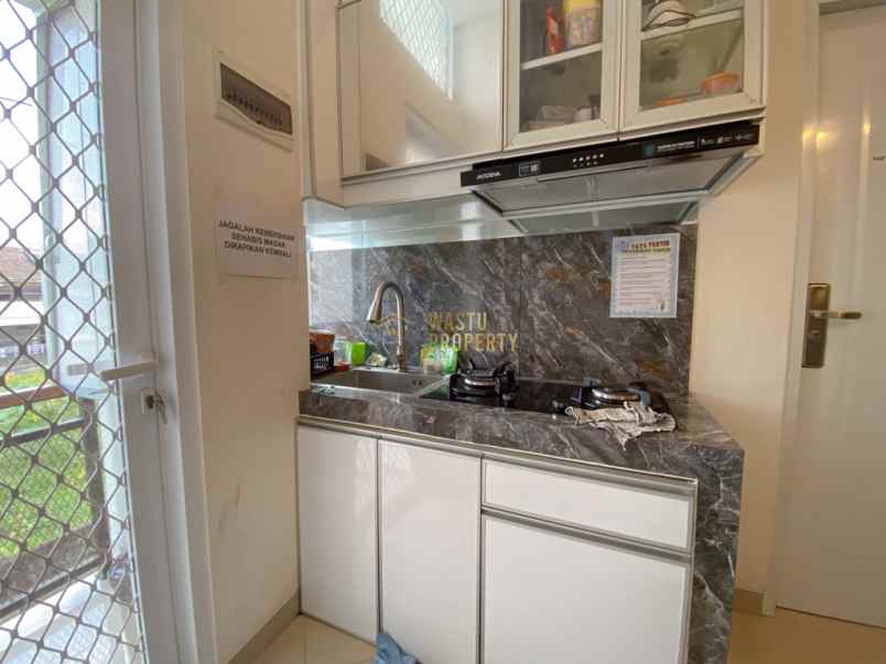 dijual kost caturtunggal depok sleman