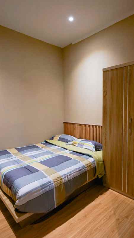 dijual kost cluster taman persada