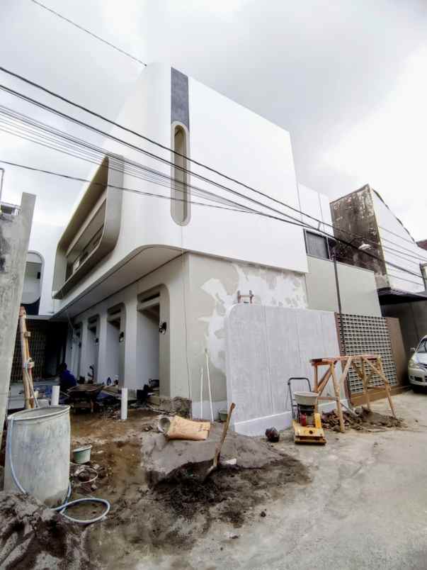 dijual kost condong catur