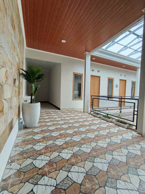 dijual kost jl kaliurang km 14