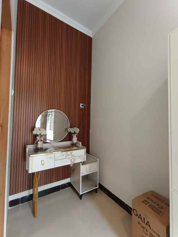 dijual kost jl kaliurang km 14