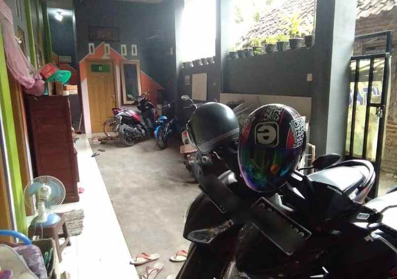 dijual kost ketileng