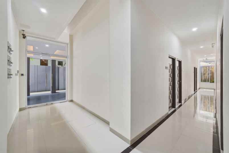 dijual kost petojo selatan kota