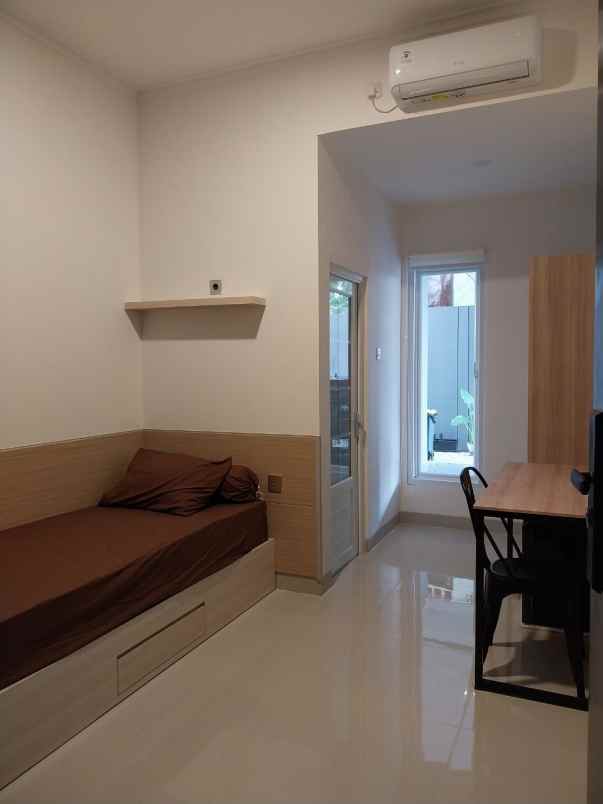 dijual kost petojo selatan kota