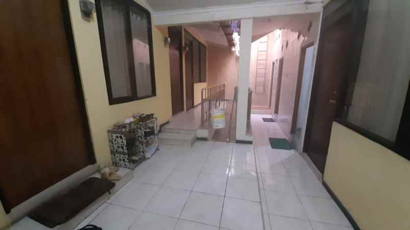 dijual kost pucang