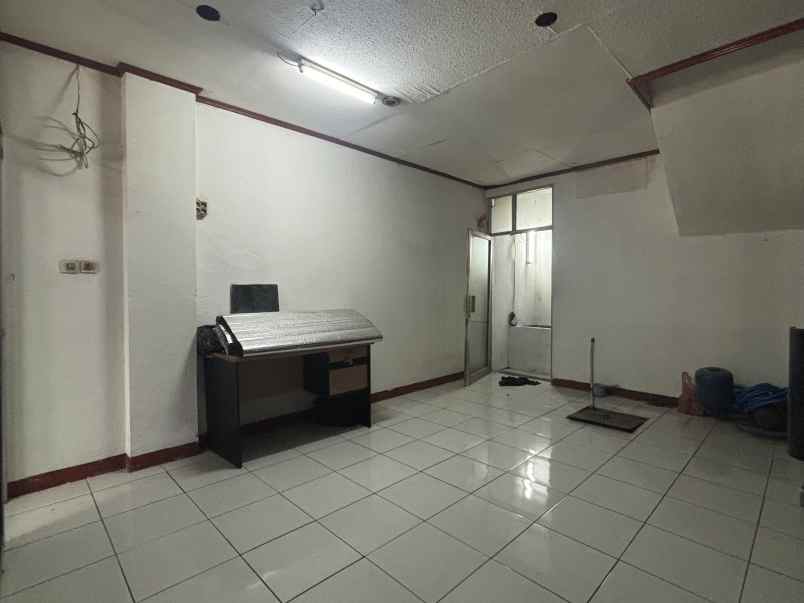 dijual murah dibawah njop ruko di hasyim ashari gambir