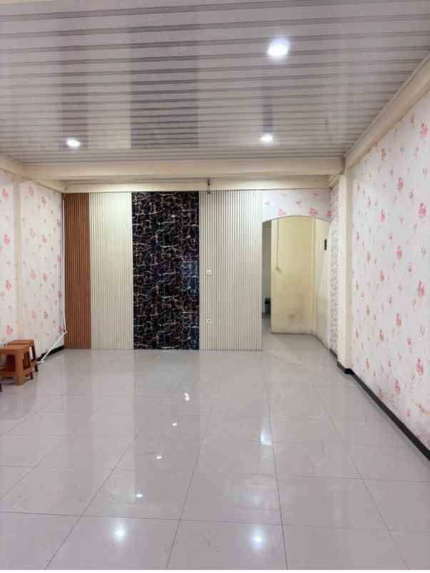dijual ruko bebas banjir di kemang pratama bekasi