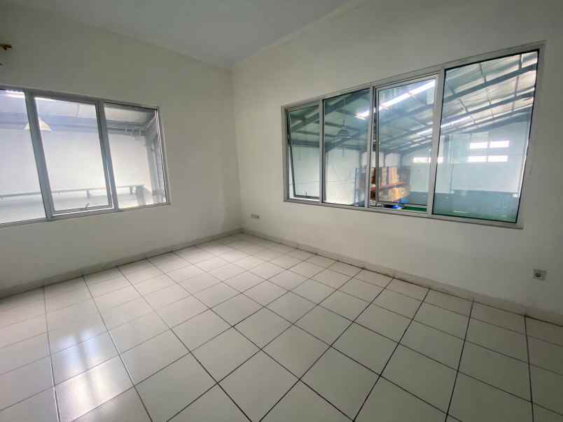 dijual ruko gudang kantor delta silicon lippo cikarang