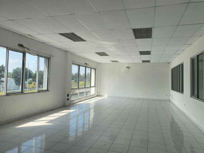 dijual ruko gudang kantor delta silicon lippo cikarang
