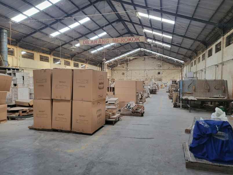 dijual ruko gudang kantor jalan raya kandangan