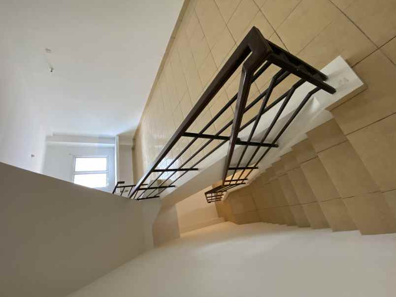 dijual ruko gudang kantor ruko bolsena gading serpong