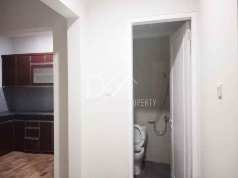 dijual rumah 2 lantai dalam cluster graha raya bintaro