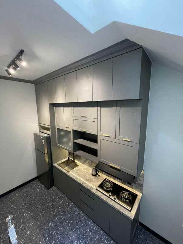 dijual rumah alana regency tambak oso