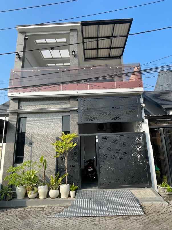 dijual rumah alana regency tambak oso