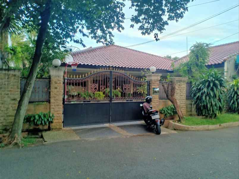 dijual rumah bangka jakarta selatan