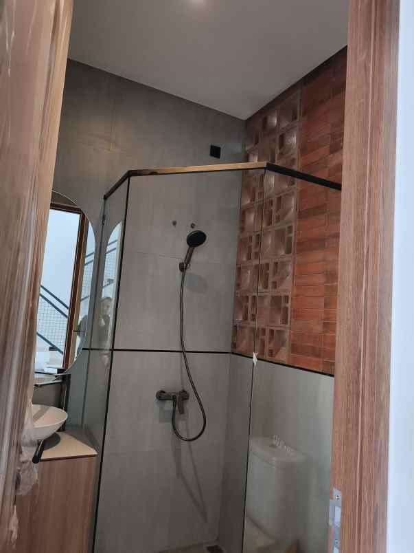 dijual rumah baru 2 lantai di arcamanik kota bandung