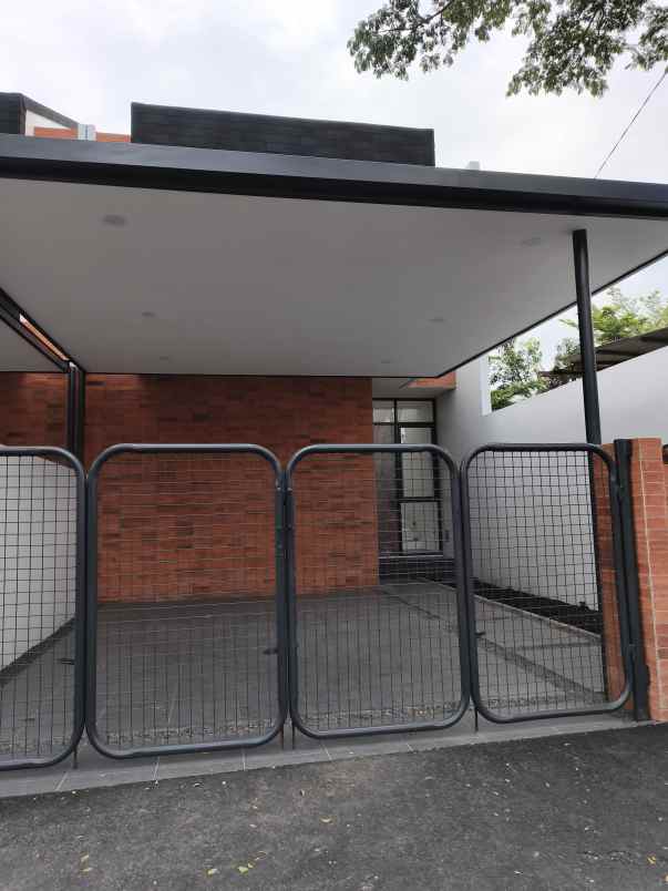 dijual rumah baru 2 lantai di arcamanik kota bandung