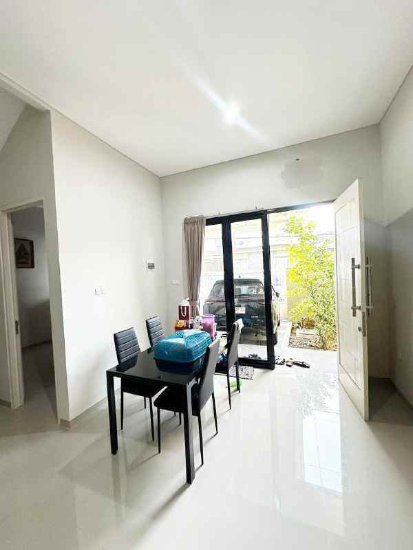 dijual rumah baskara mulyosari