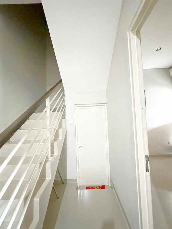 dijual rumah baskara mulyosari