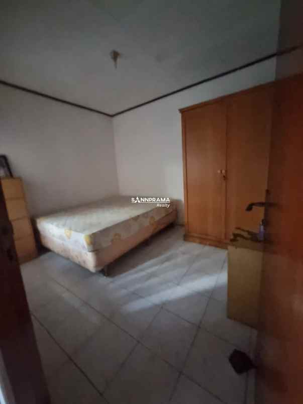 dijual rumah beji