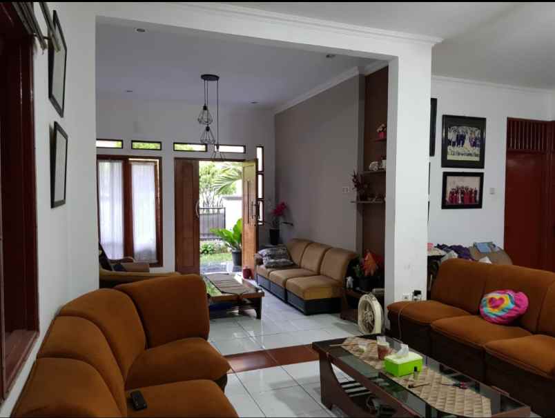 dijual rumah billymoon pondok kelapa