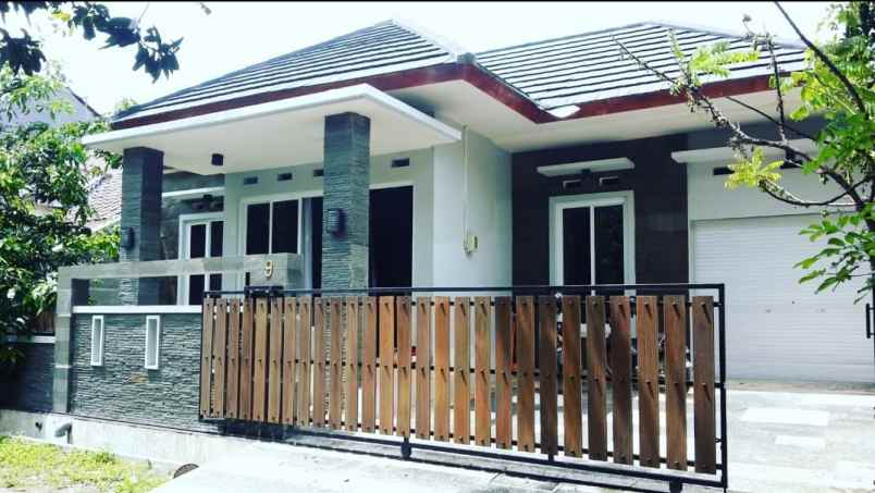 dijual rumah candi prambanan timur