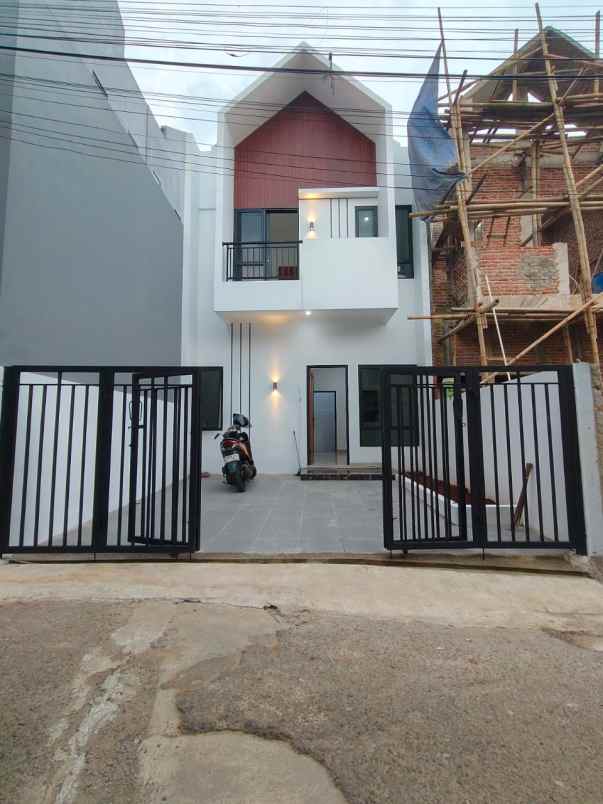 dijual rumah cijantung jakarta timur