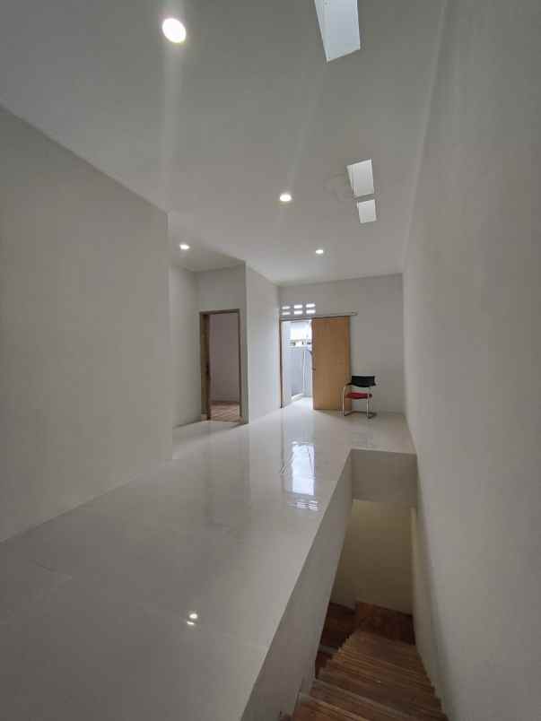 dijual rumah cijantung jakarta timur