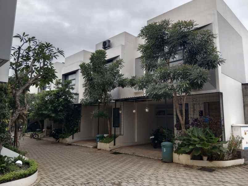 dijual rumah cinangka sawangan depok