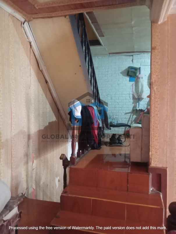 dijual rumah cipageran mainroad lingkungan nyaman