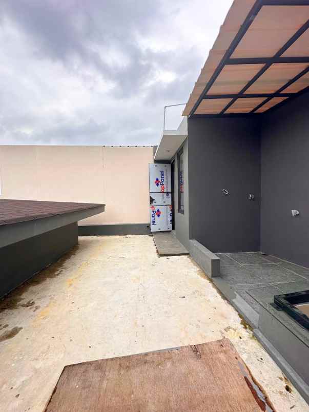 dijual rumah cipayung