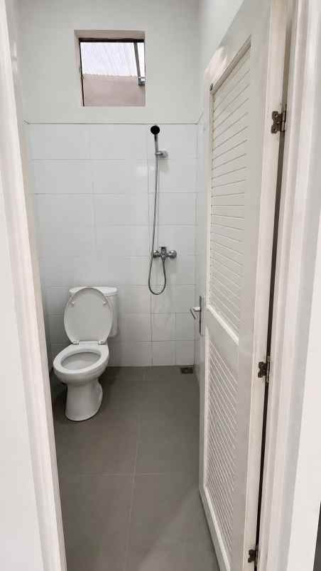 dijual rumah citragarden redwood