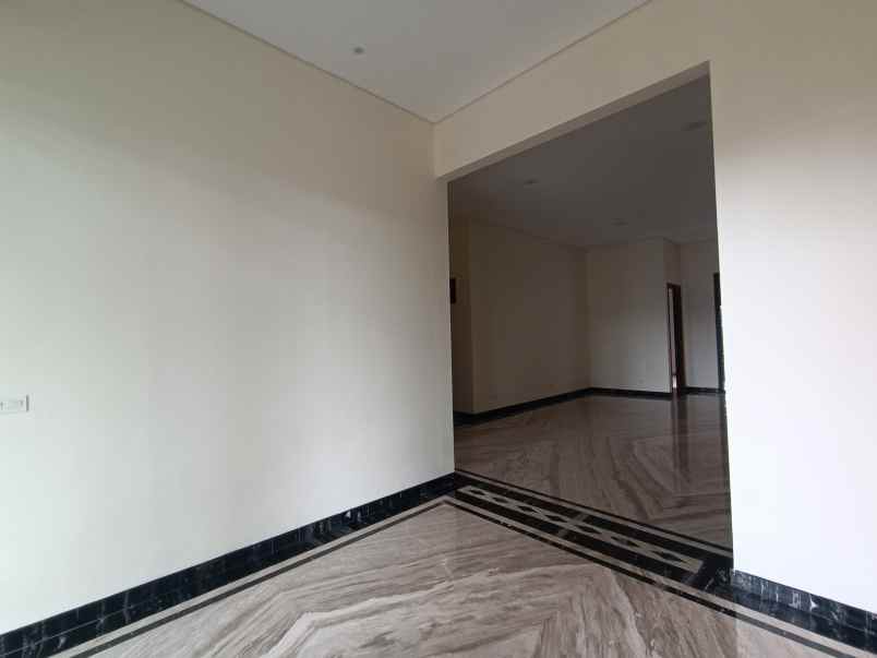 dijual rumah citraland bukit golf