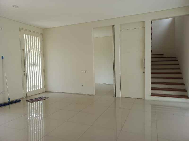 dijual rumah citraland taman puspa raya