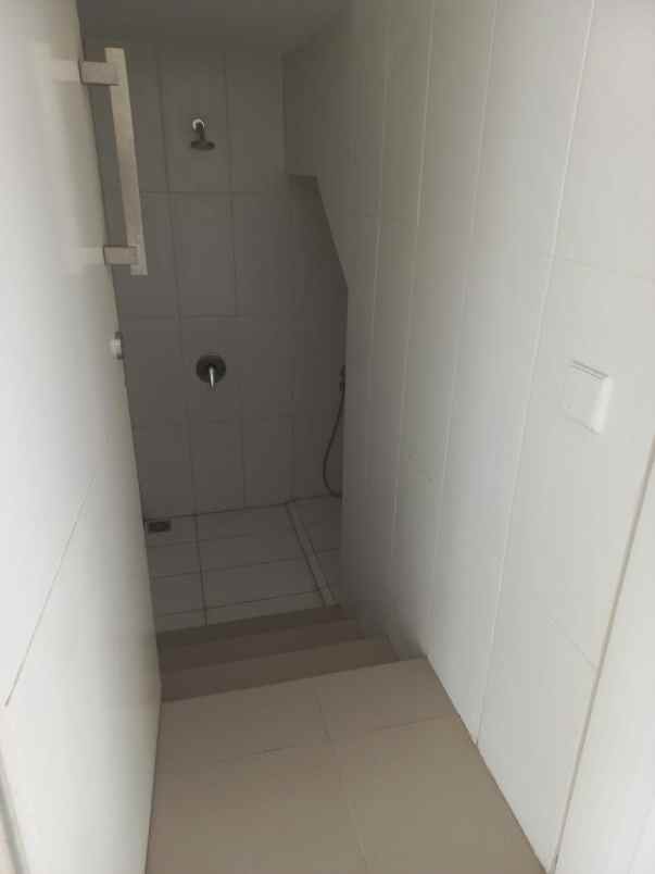 dijual rumah citraland taman puspa raya