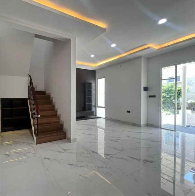 dijual rumah citraland taman puspa raya