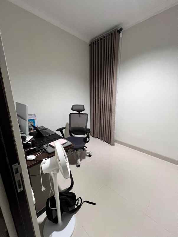 dijual rumah cluster cherryville grand