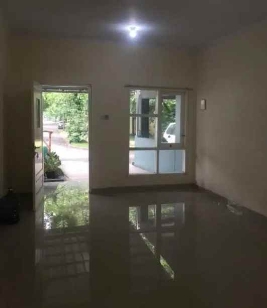 dijual rumah cluster fresno deltamas