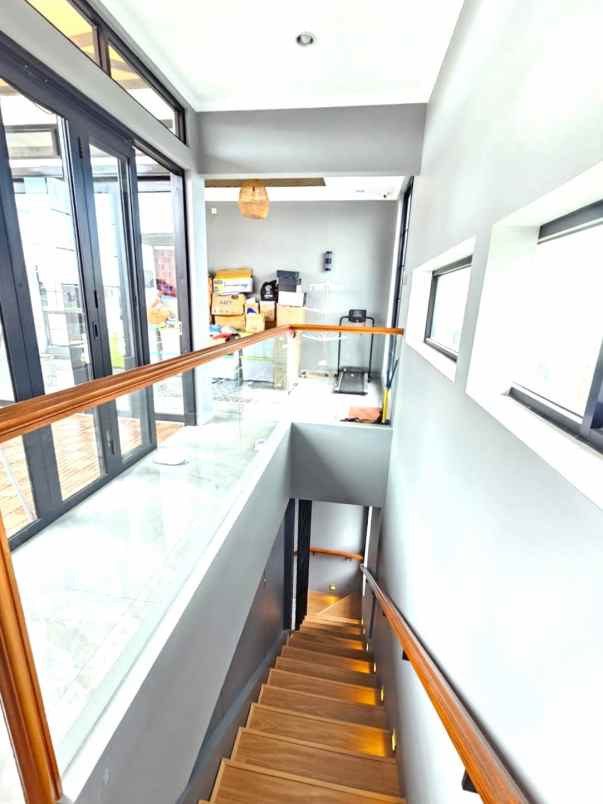 dijual rumah cluster lavesh harapan