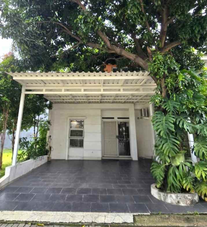 dijual rumah cluster teresta metland
