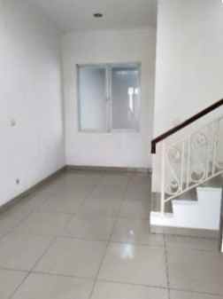 dijual rumah cluster thames jgc