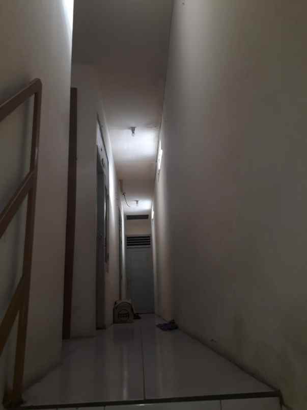 dijual rumah cocok buat kostab