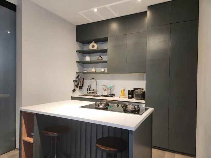 dijual rumah crystal golf citraland