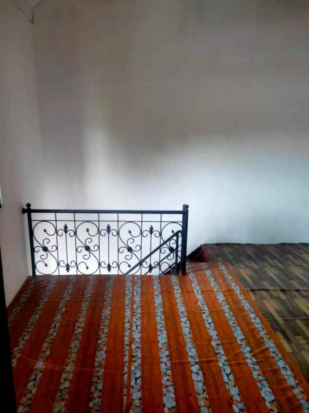 dijual rumah deket rsud depok sawangan
