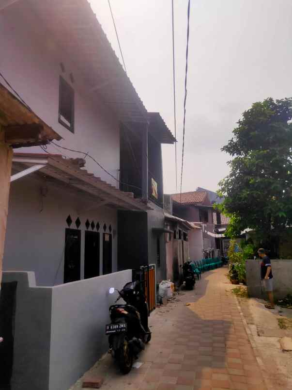dijual rumah deket rsud depok sawangan