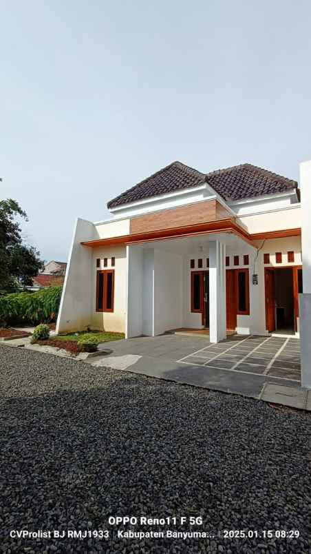 dijual rumah di cluster 5 menit ke menara pandang