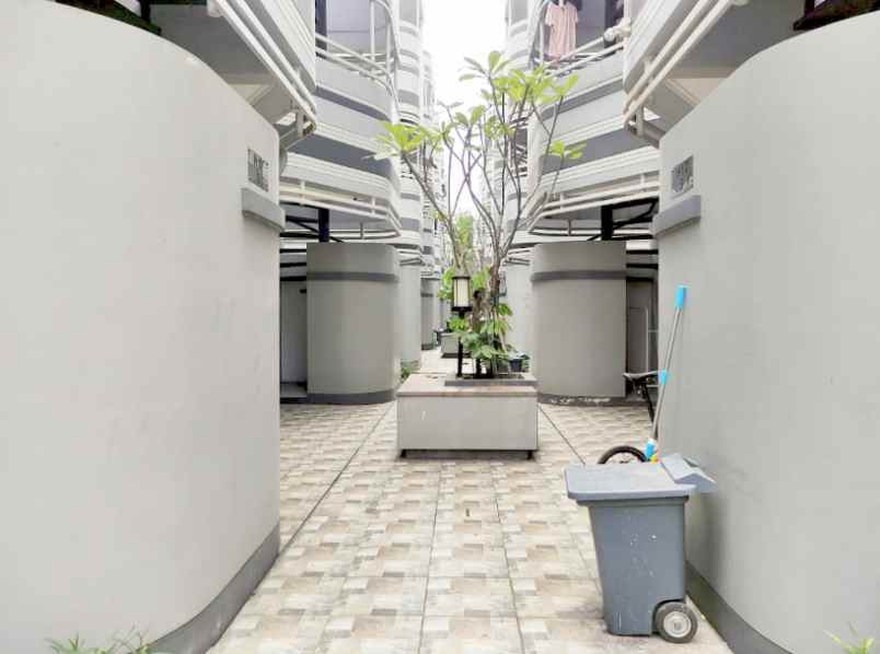 dijual rumah di cluster anarta vanya park