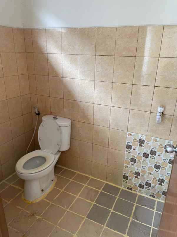 dijual rumah di daanmogot arcadia tangerang